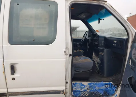 1994 Ford Econoline E350 Super Duty из США, поврежденный, VIN 1FBJS31H7RHB71674